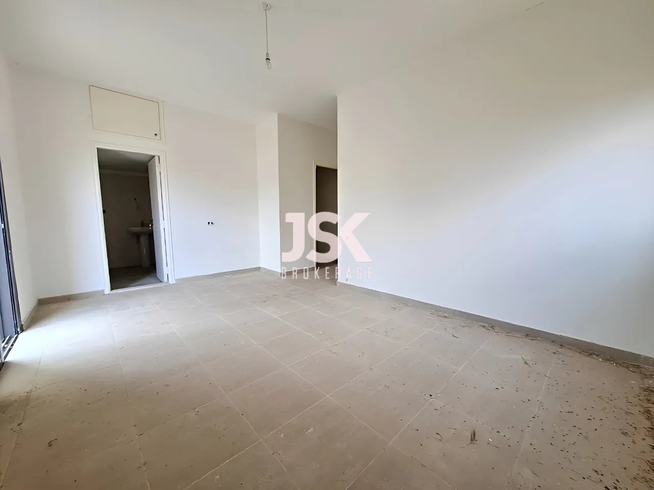 Apartment for Sale in Edde - 3 bed