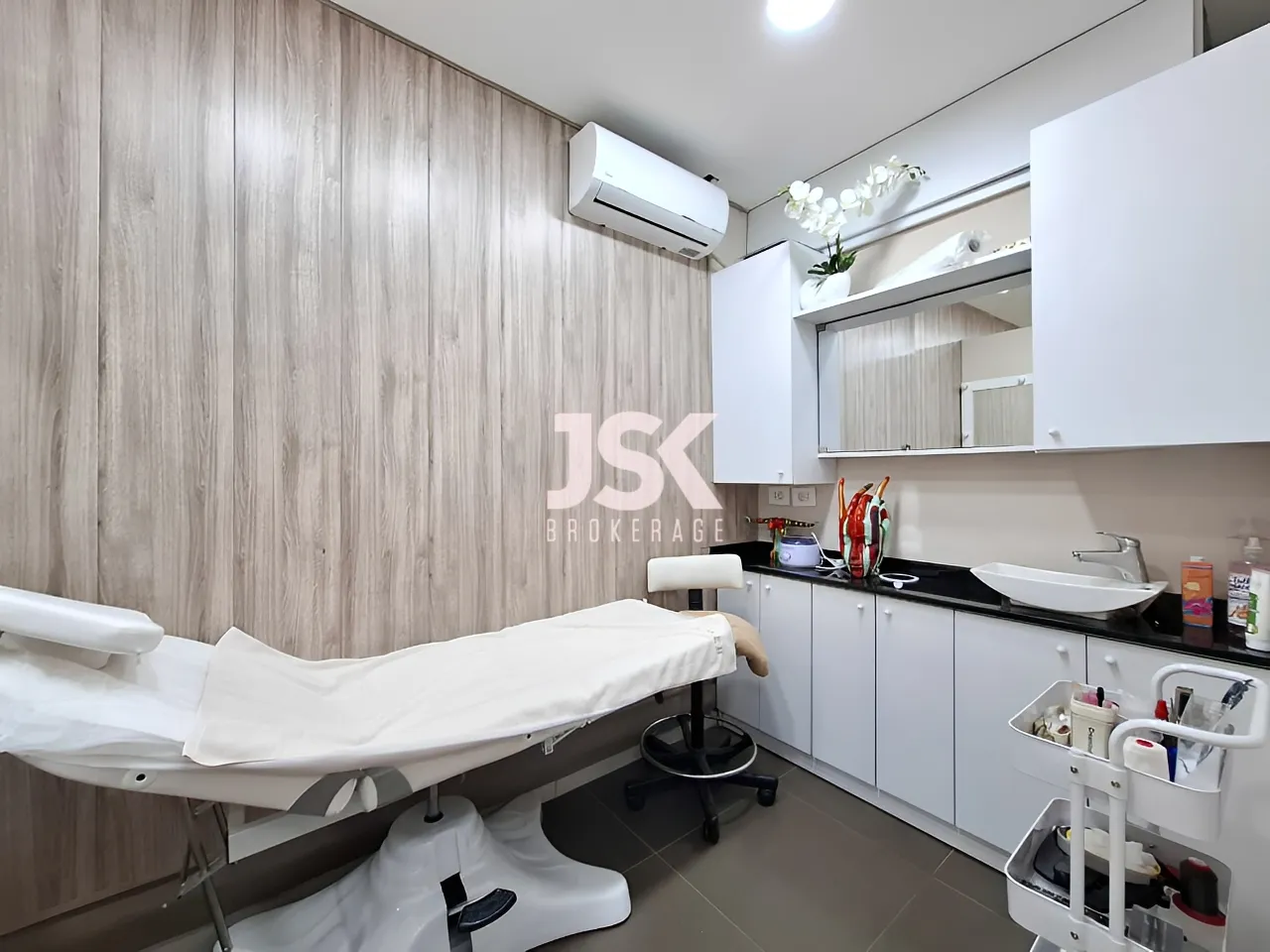 Shop for Rent in Kaslik