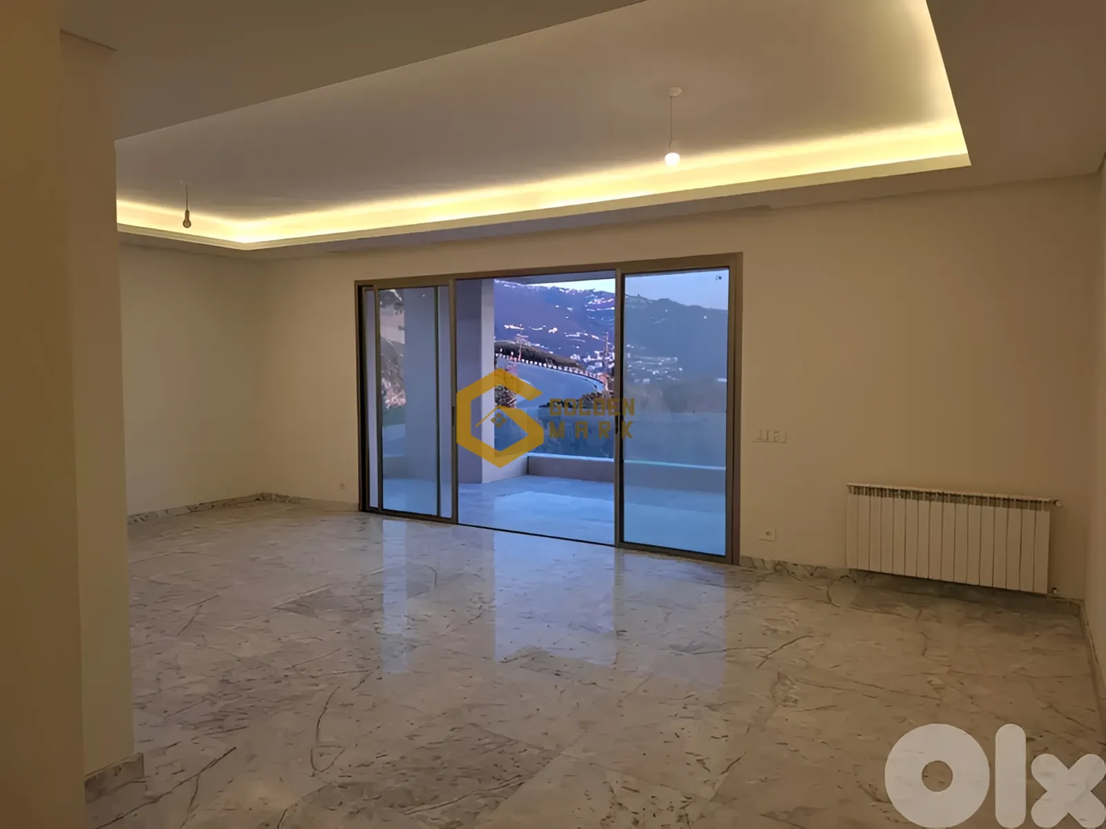 Apartment for Sale in Adma w Dafnah - 3 bed, 4 bath