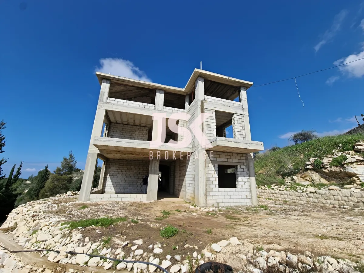 Land for Sale in Mrah Chdid, Lebanon