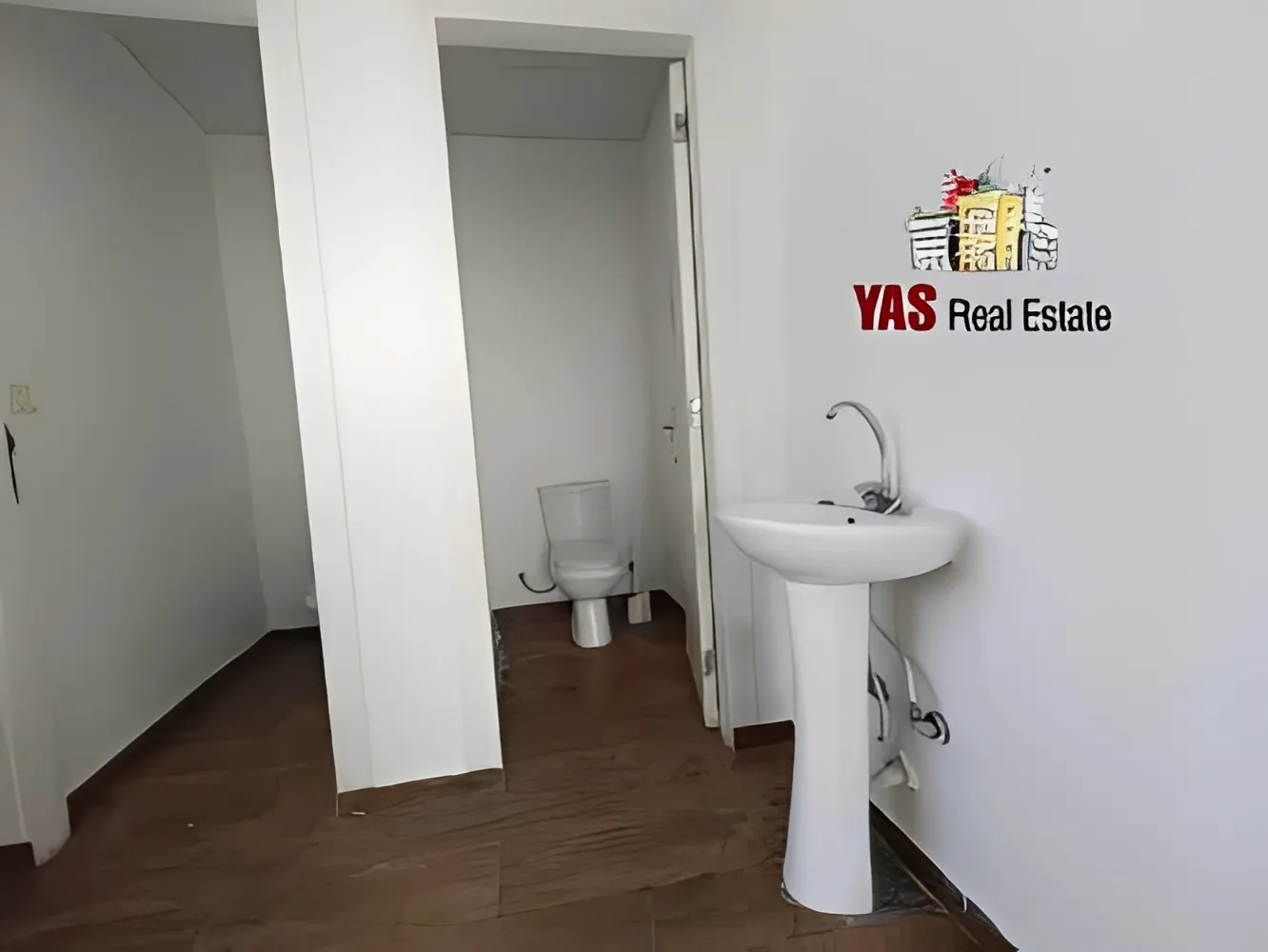 Office for rent in Sinn El Fil