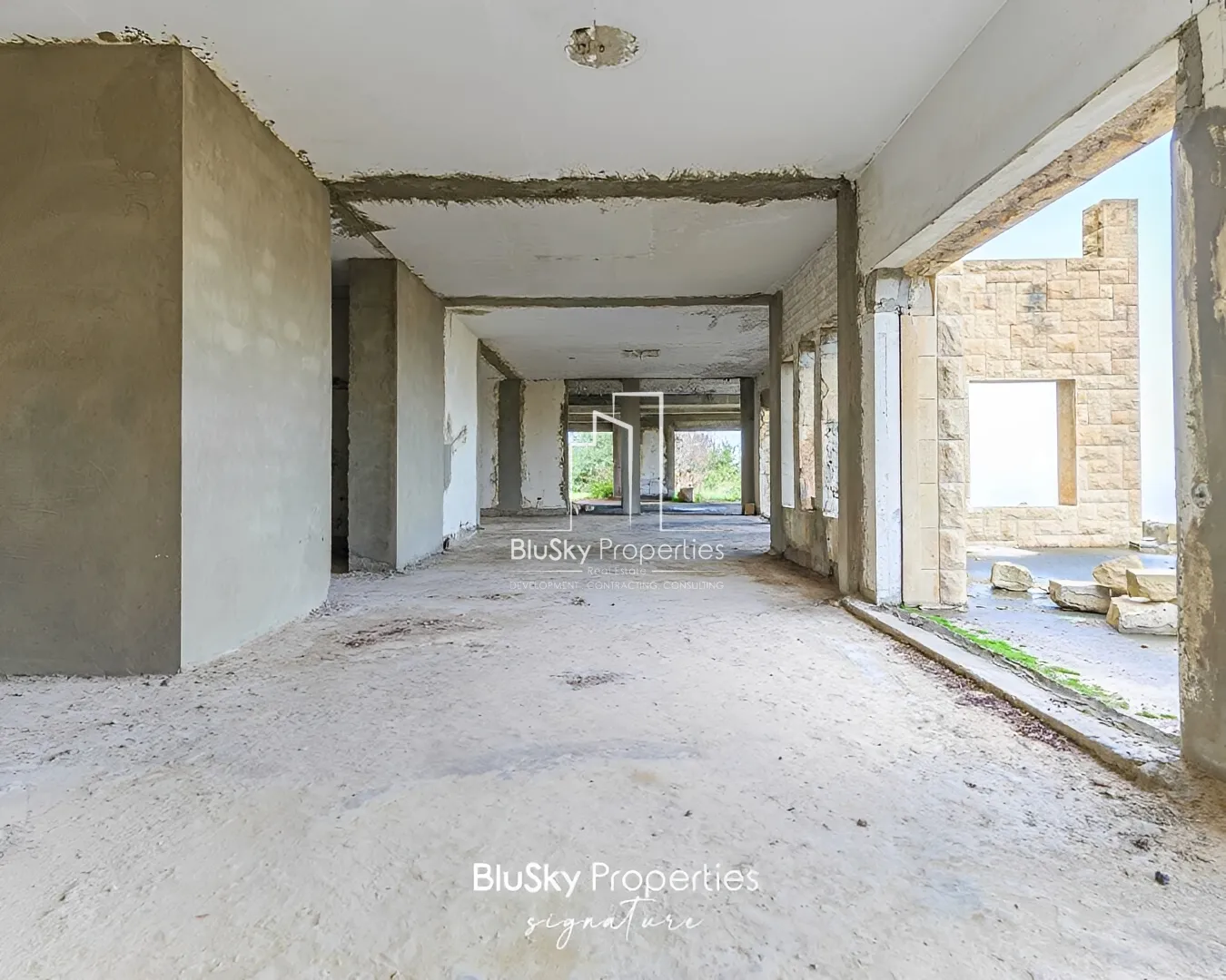 Villa for Sale in Beit Meri