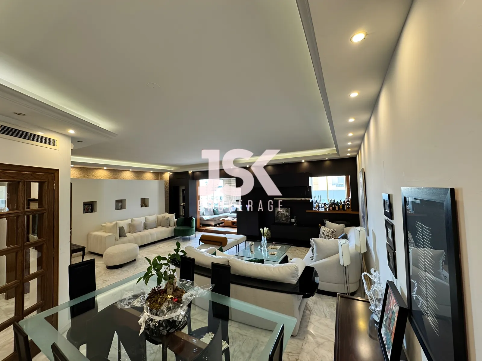 Apartment for Sale in Ras Beirut