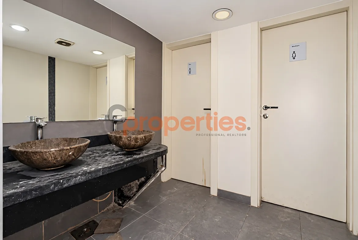Shop for Rent in Hamra