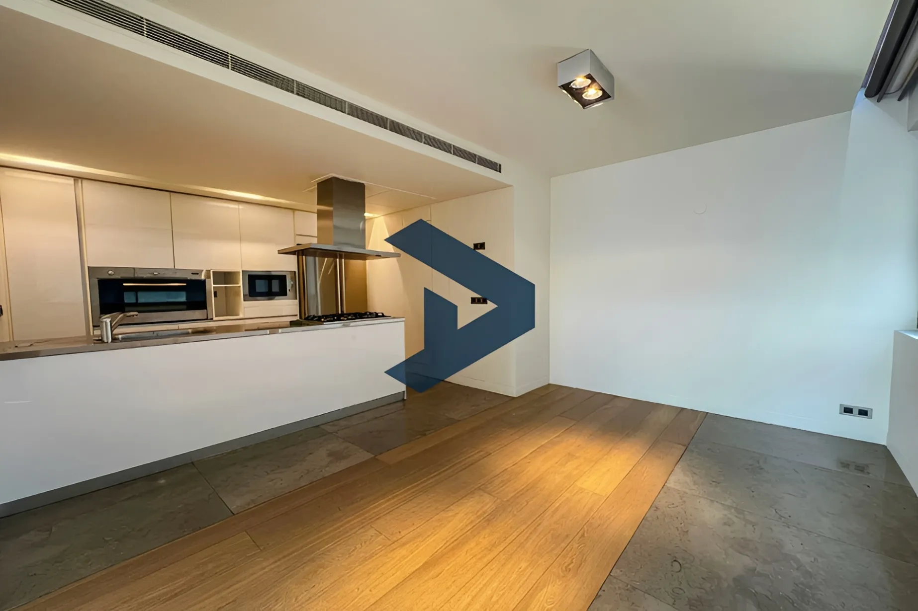 Apartment for sale in Achrafieh, Beirut, Lebanon - 3 bed, 3 bath