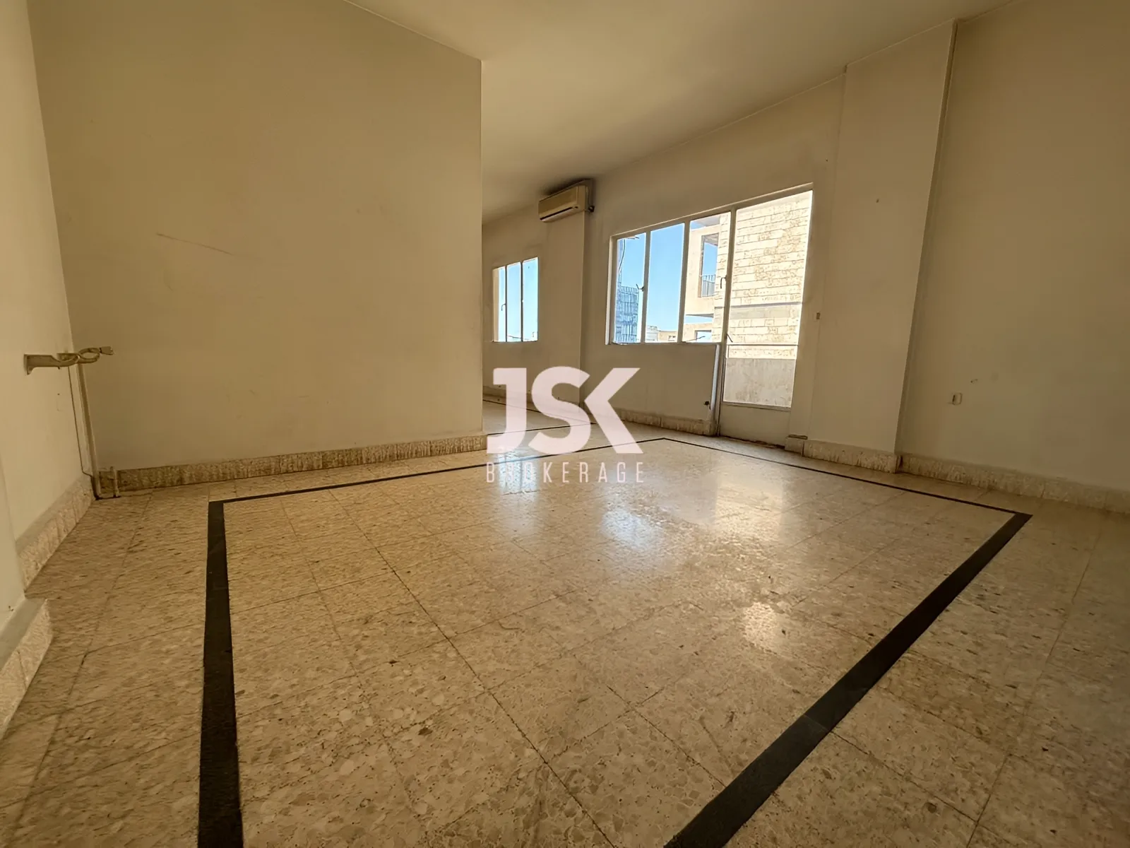 Office for Rent in Naqqache