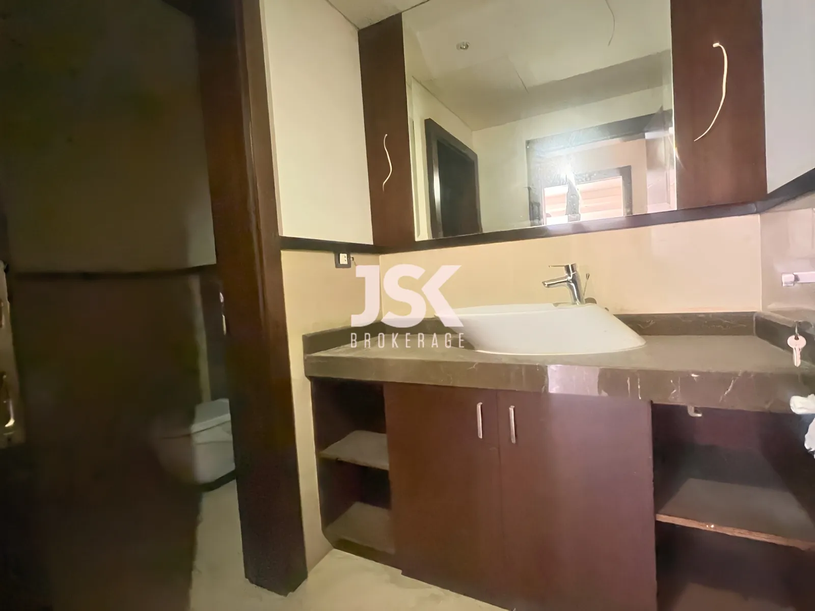 Apartment for Sale in Sioufi