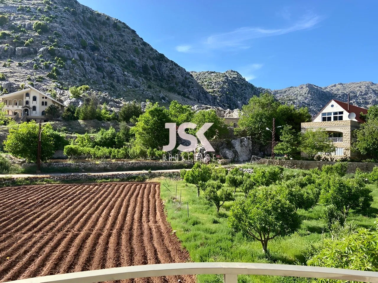 Villa for Sale in Laqlouq