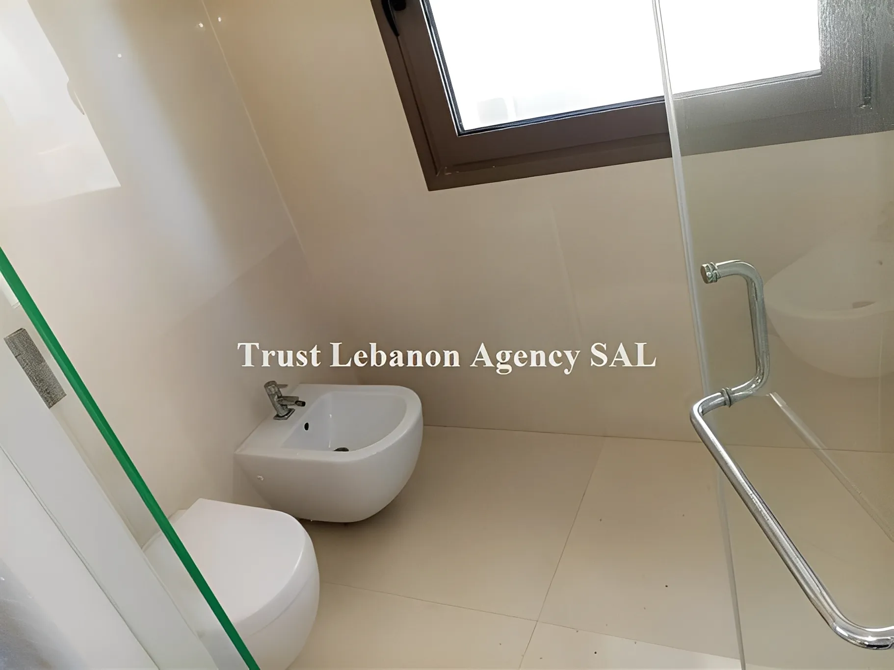 Apartment for Sale in Raouche Beirut Lebanon - 4 bed, 5 bath