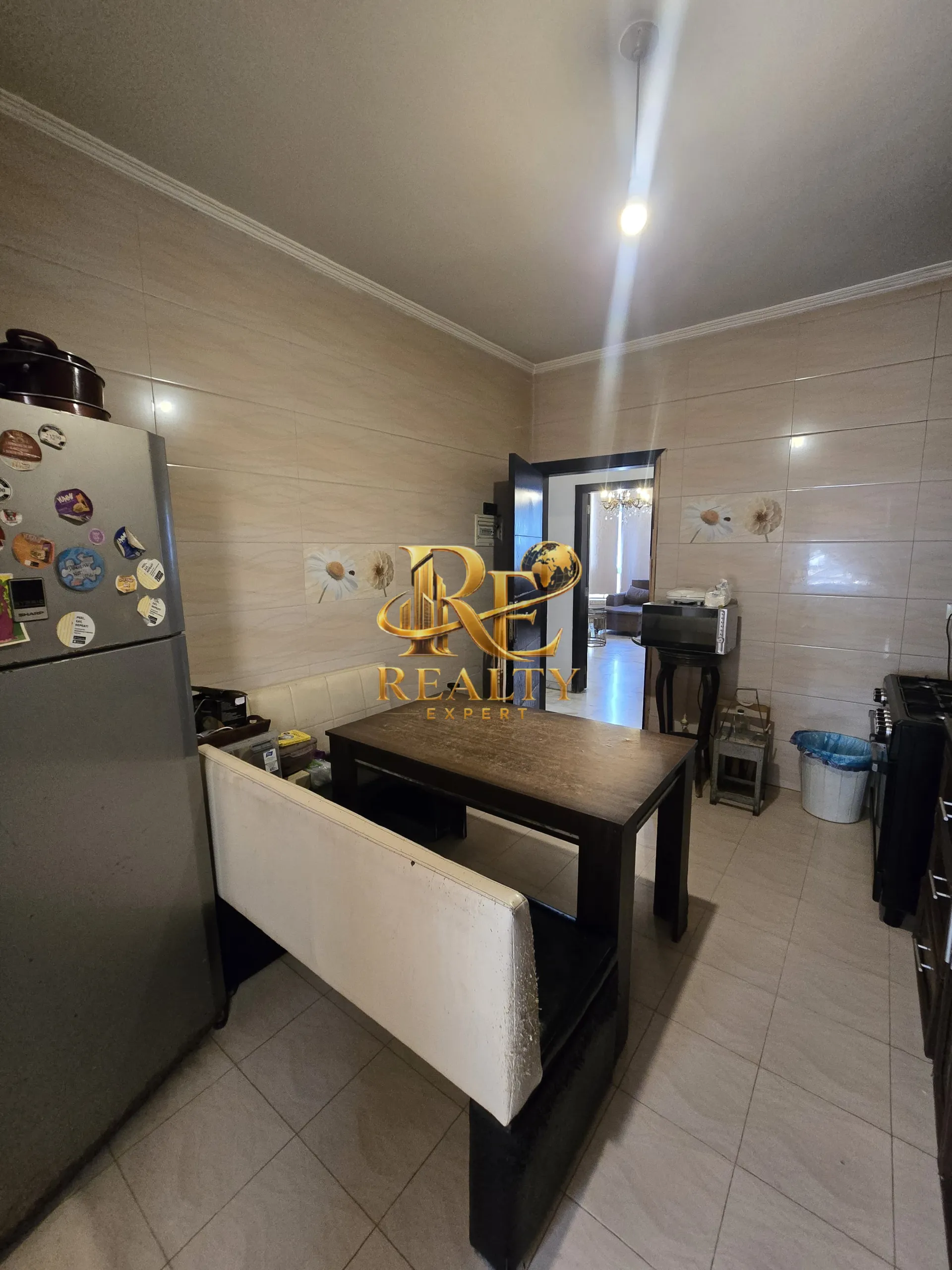 شقة for sale in شويفات القبة، لبنان