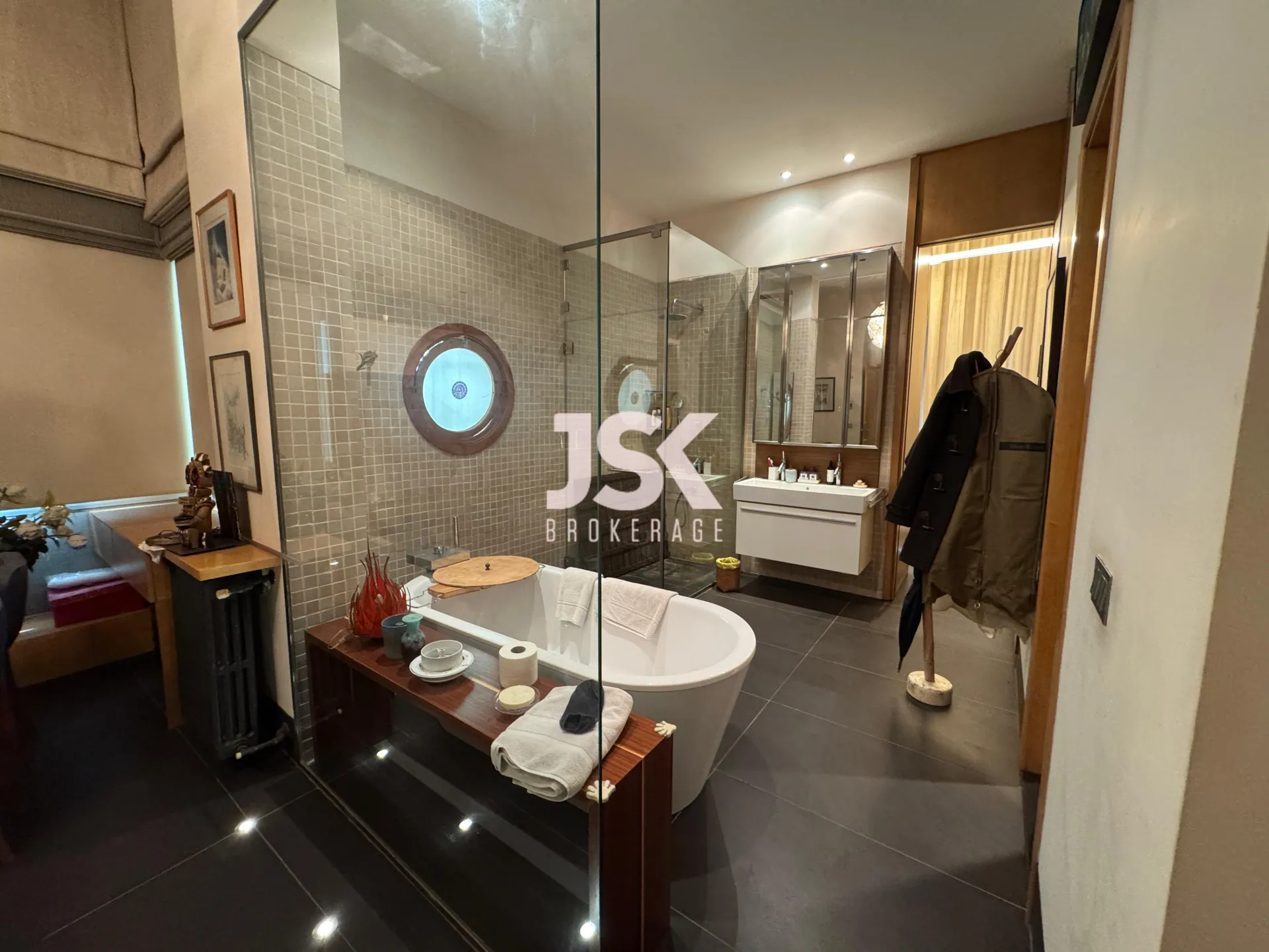 Apartment for Sale in Ras