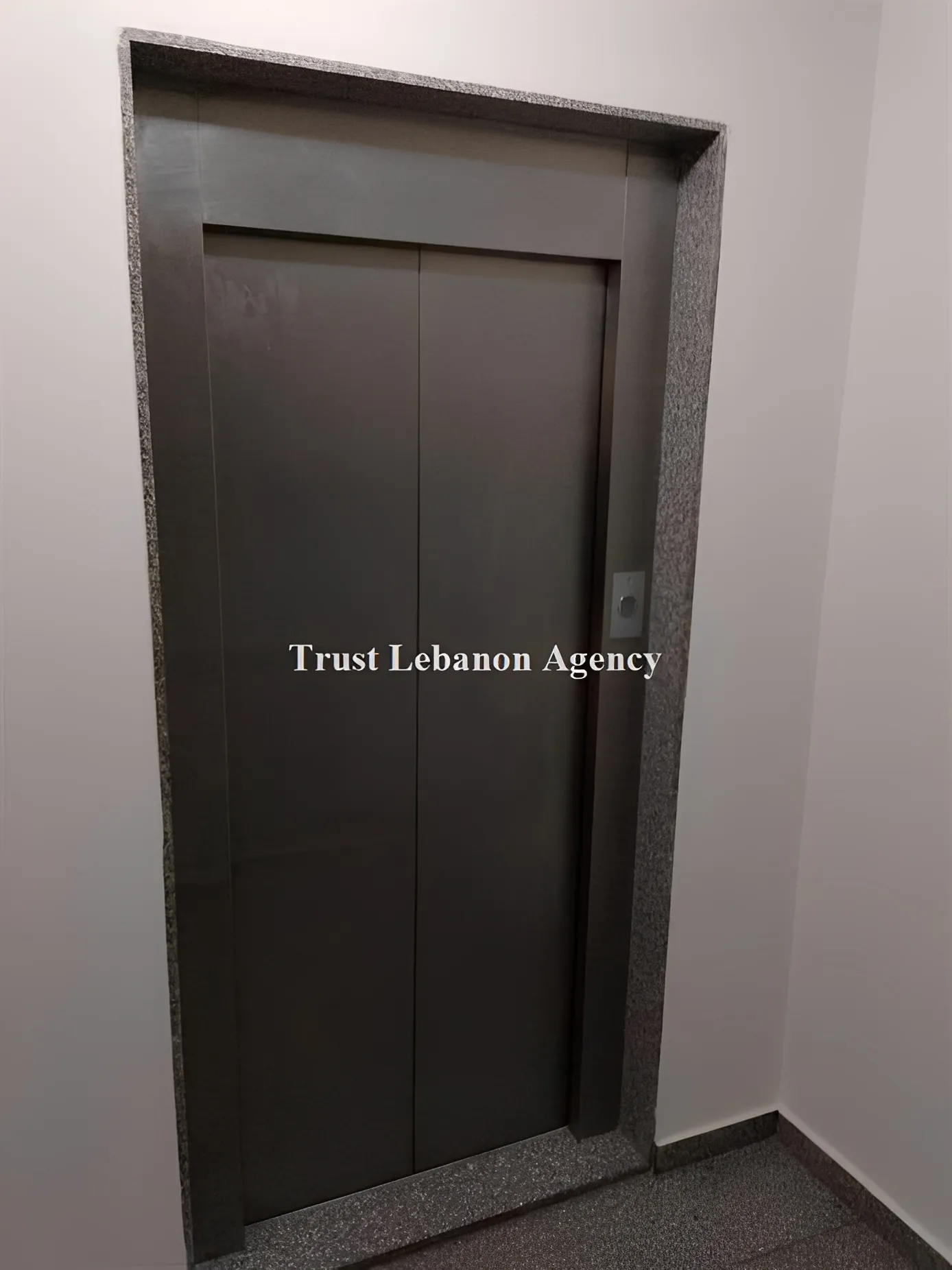 Apartment for Rent in Achrafieh, Sodeco - 3 bed, 3 bath