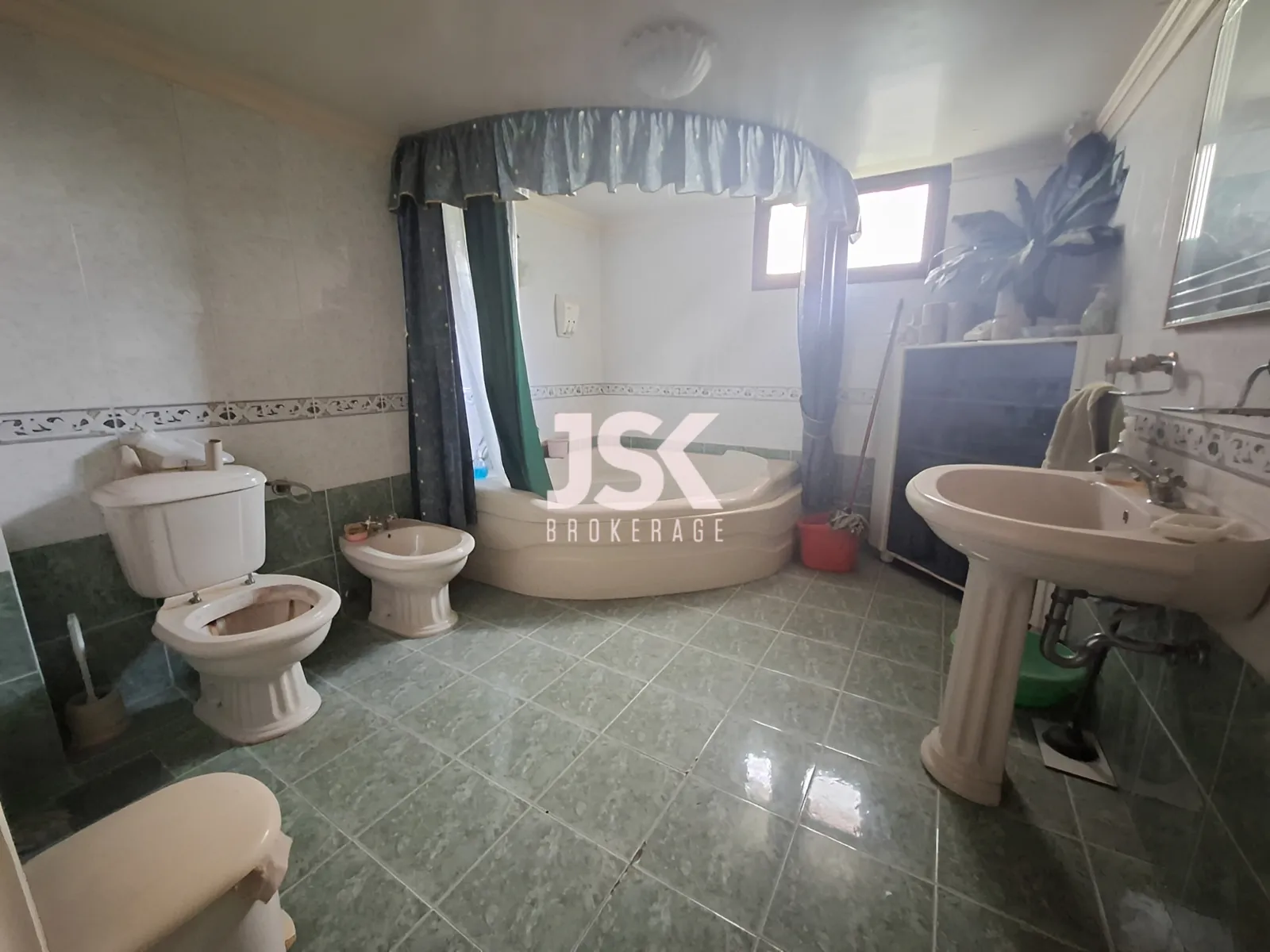 Apartment for Sale in Zouk Mosbeh