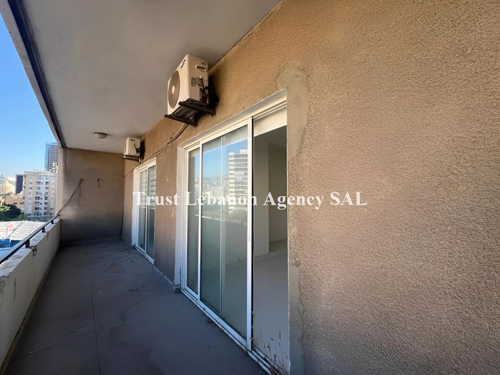 Office for sale in Metn, Antelias