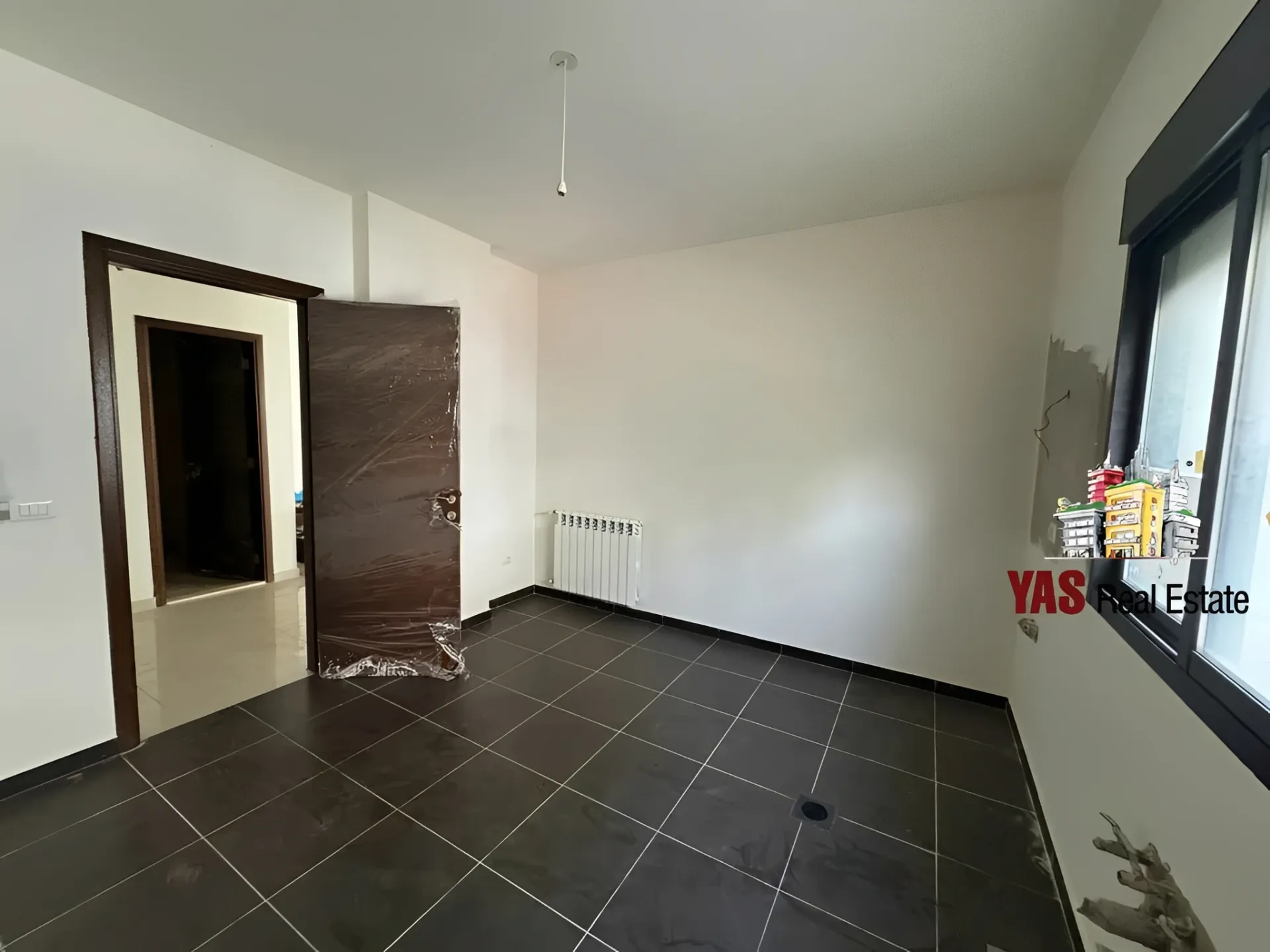 Apartment for Sale in Ballouneh