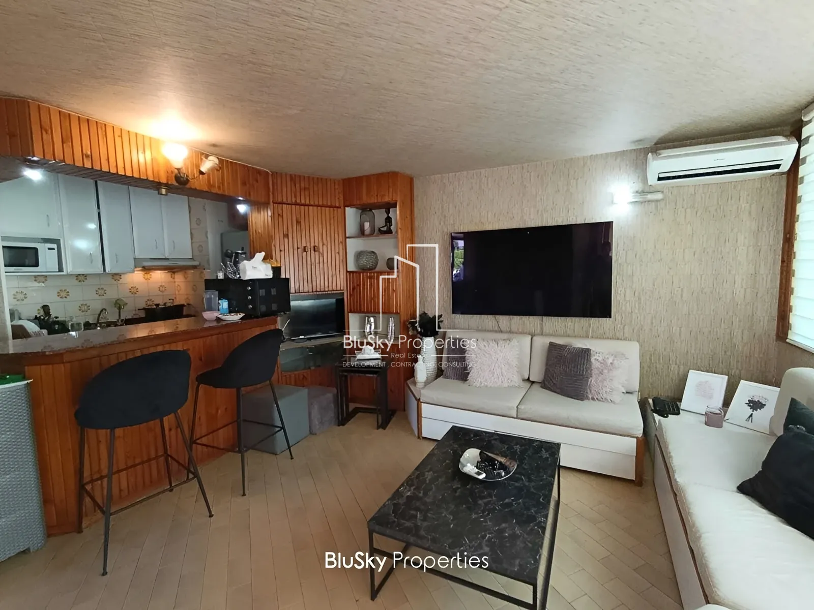 Chalet for Sale in Safra - 3 bed, 1 bath