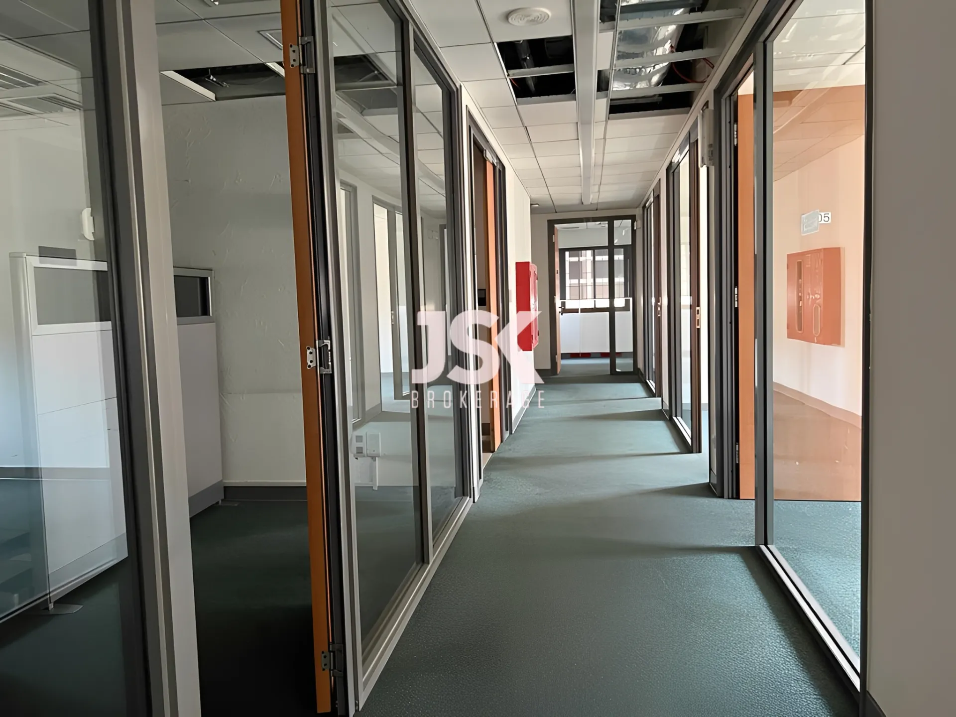 Building for Rent in Downtown