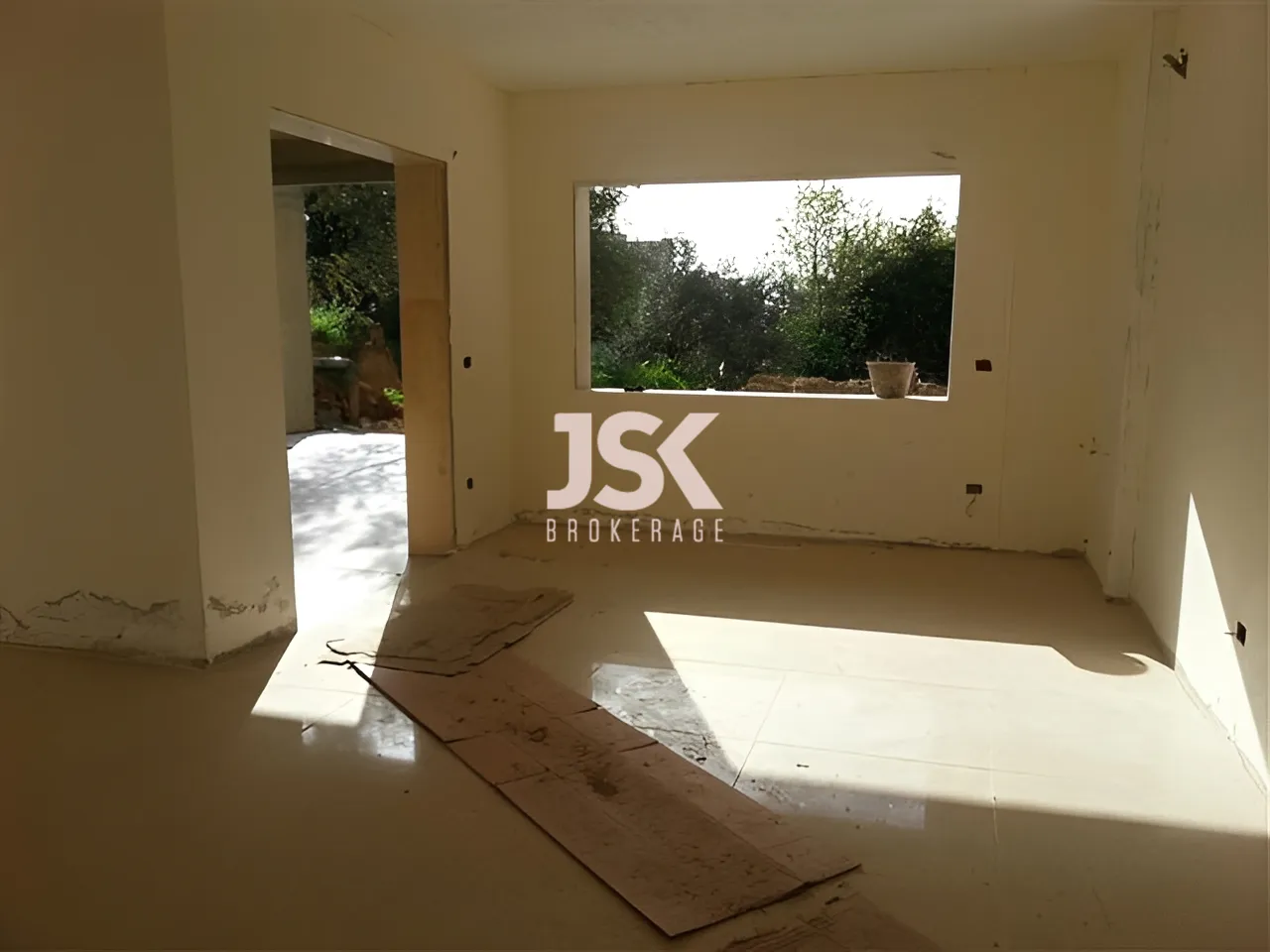 Apartment for Sale in Mazraat Yachoua