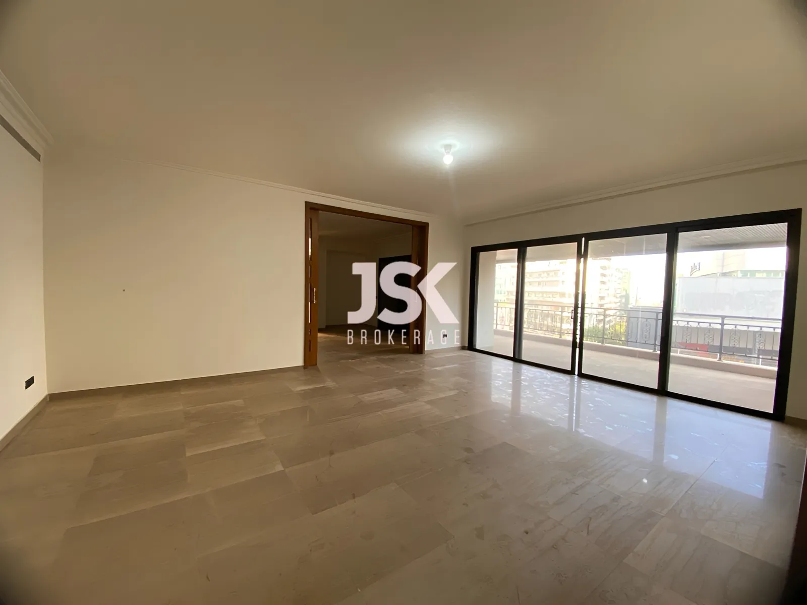 Apartment for Sale in Verdun - 4 bed, 4 bath