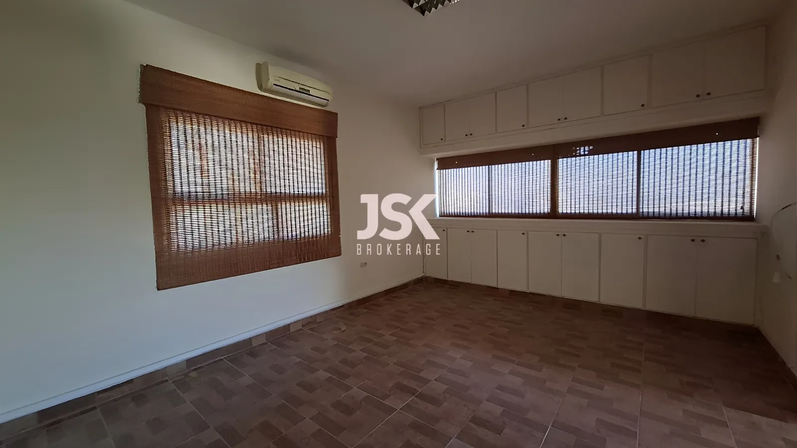 Office for Rent in Byblos
