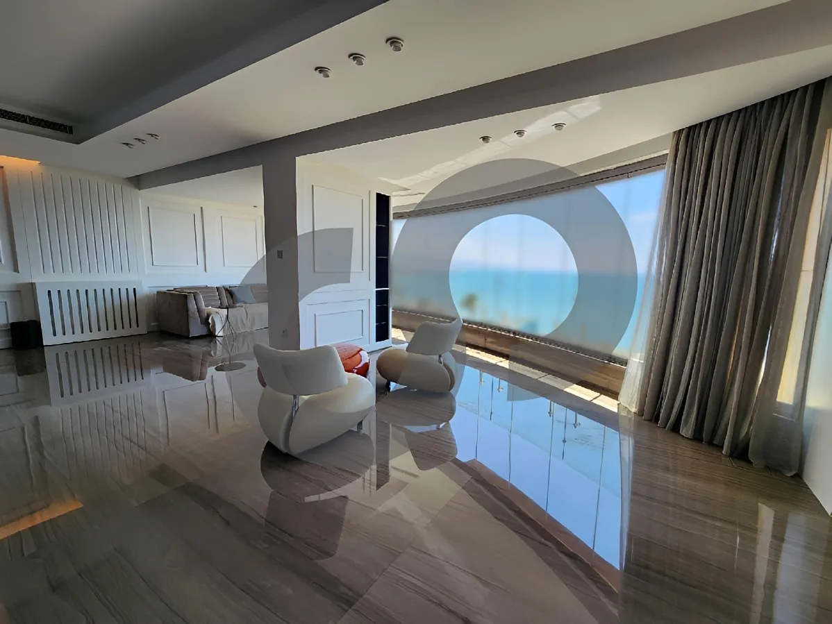 Apartment for Sale in Ramlet El Baida, Bayrut, Lebanon