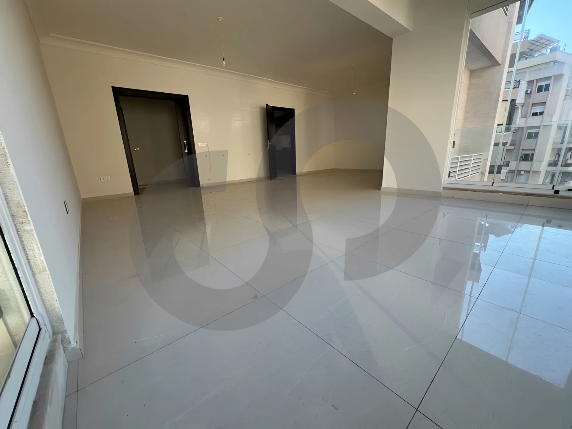 Apartment for Sale in Jdeideh - 3 bed, 4 bath