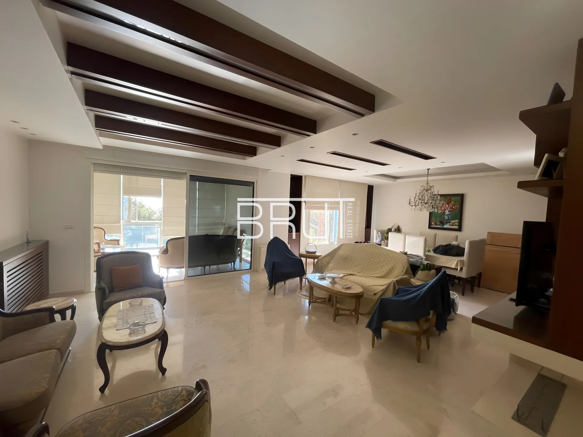 Apartment for Sale in Ballouneh