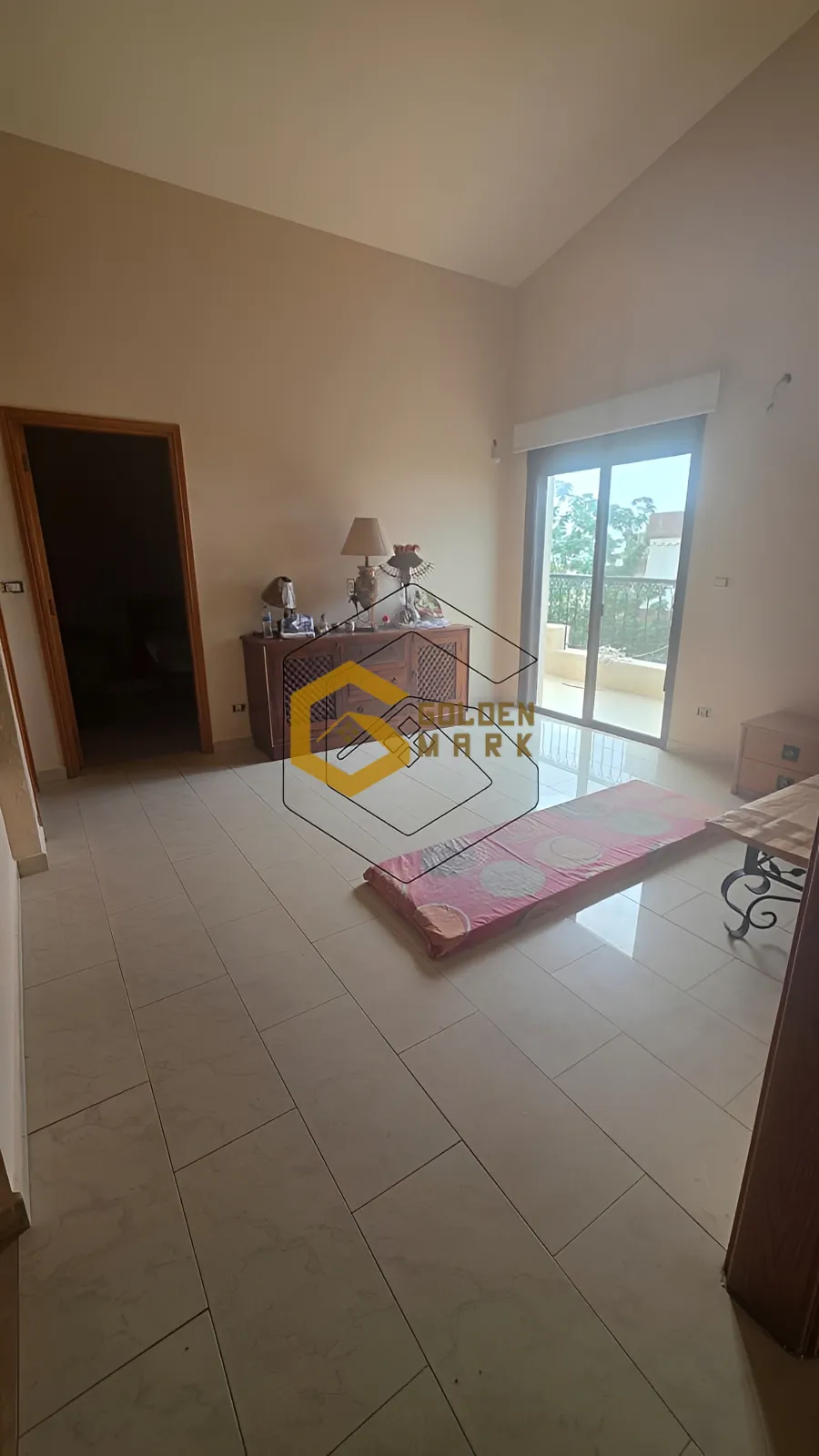 Commercial Property for Rent in Damour