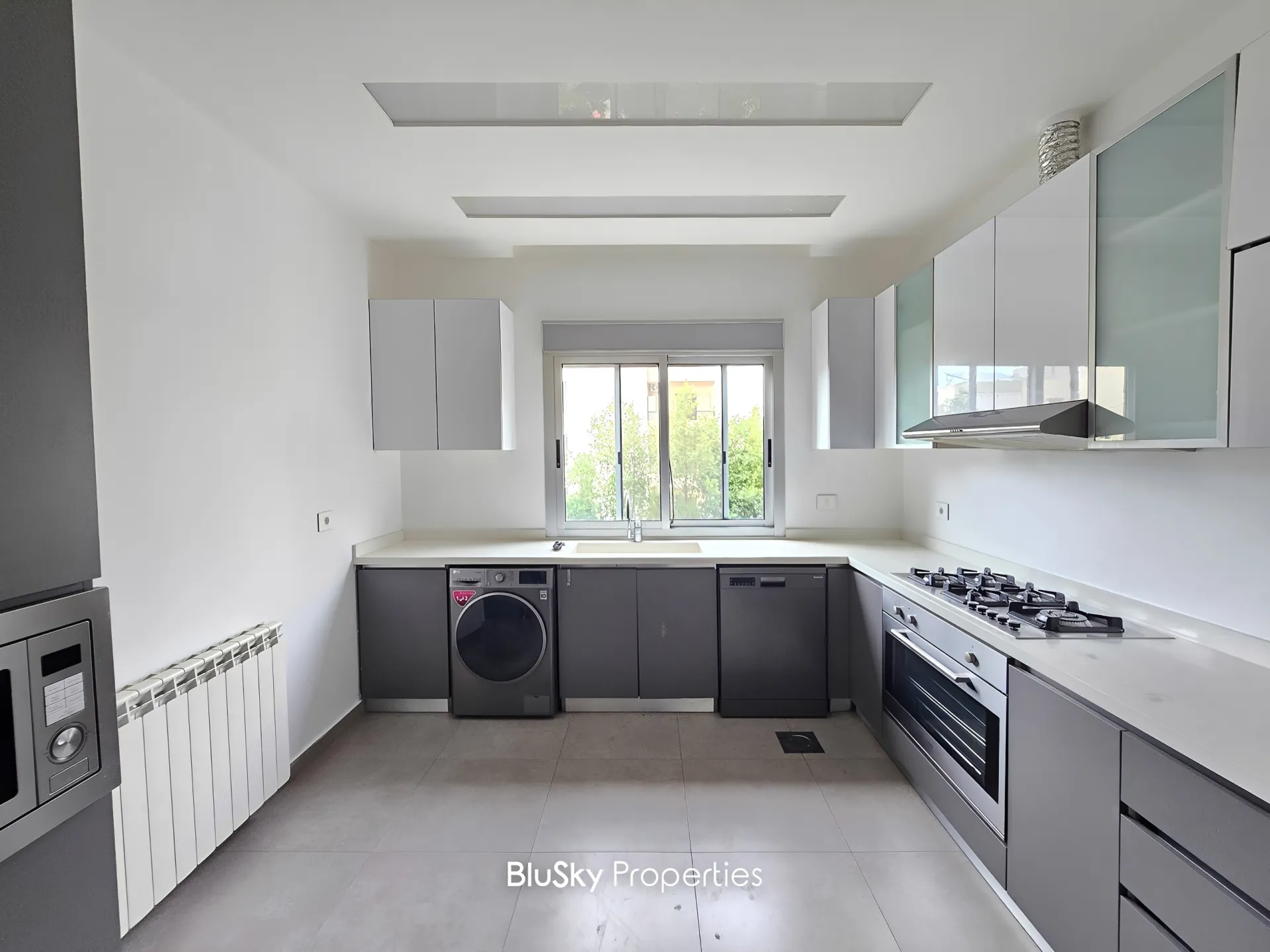 Apartment for rent in Mansourieh