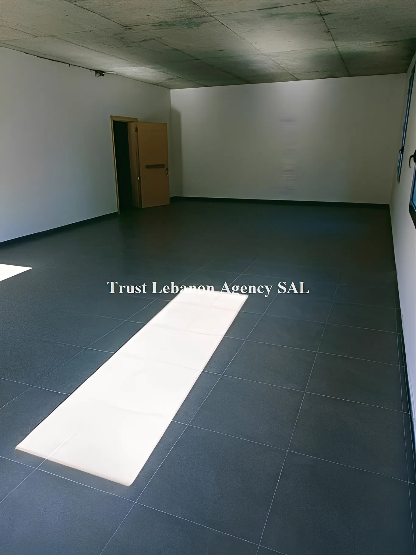 Office for rent in Keserwan, Adonis