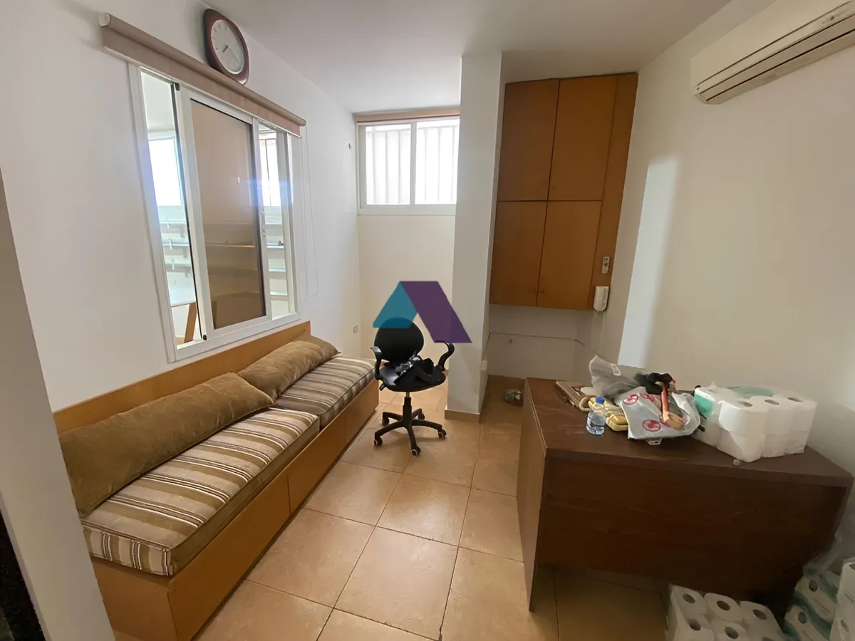 Shop for sale in Zouk Mikael