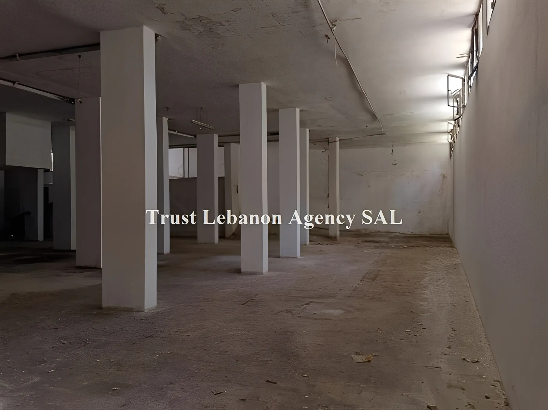 Warehouse for sale in Sabtiyeh