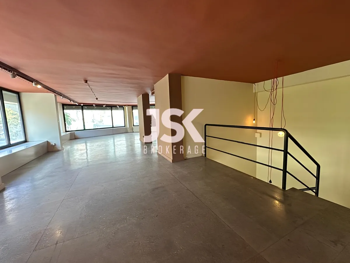Showroom for rent in Clemenceau, Beirut, Lebanon