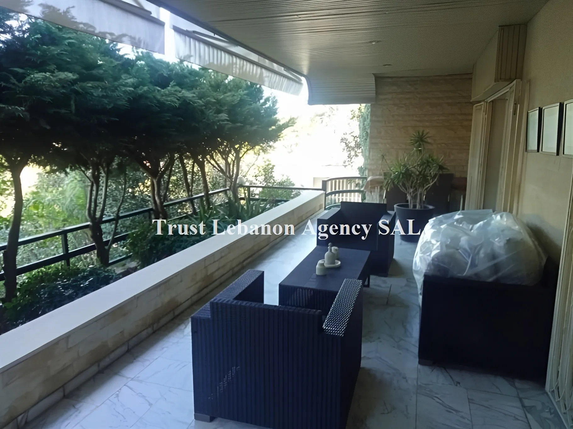 Apartment for Rent in Baabda, yarzeh - 4 bed, 4 bath
