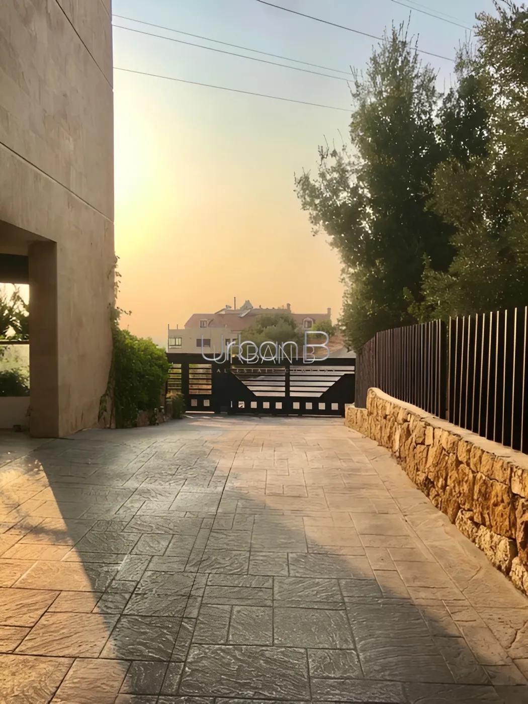 Apartment for sale in Mansourieh, Lebanon - 4 bed, 4 bath