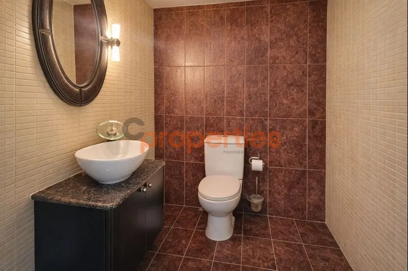 Office for Rent in Jdeideh