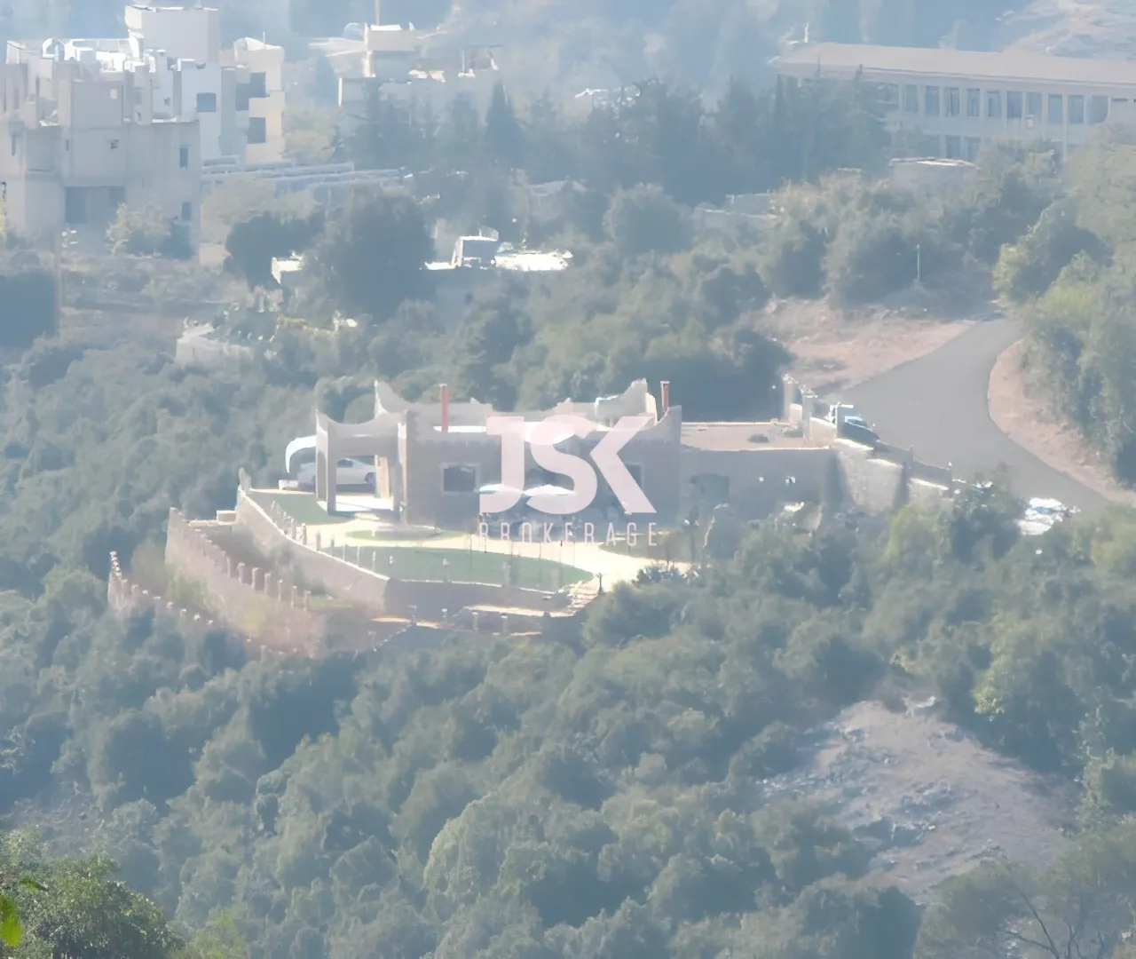 Villa for Sale in Ajaltoun
