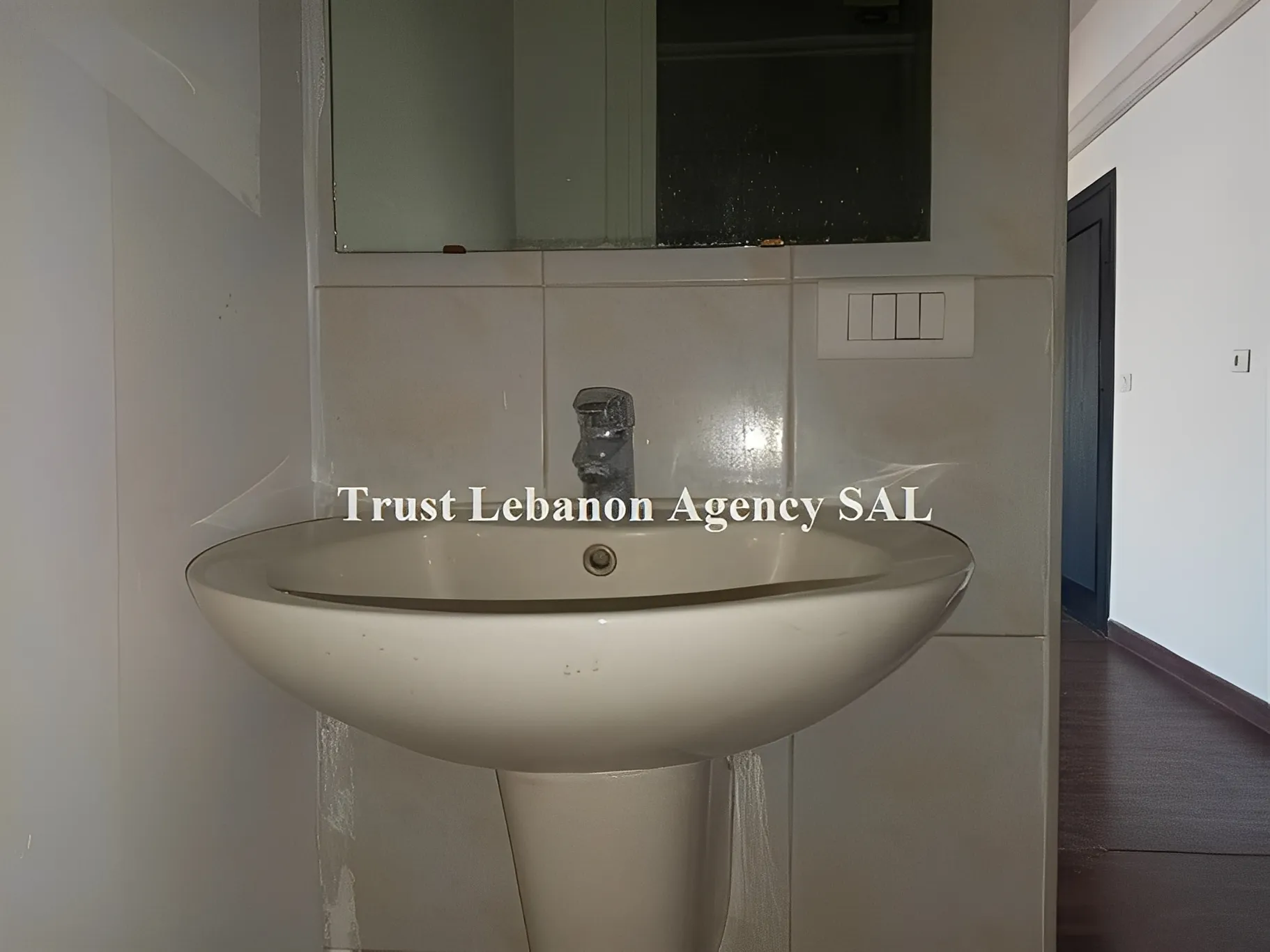 Office for rent in Beirut, Badaro