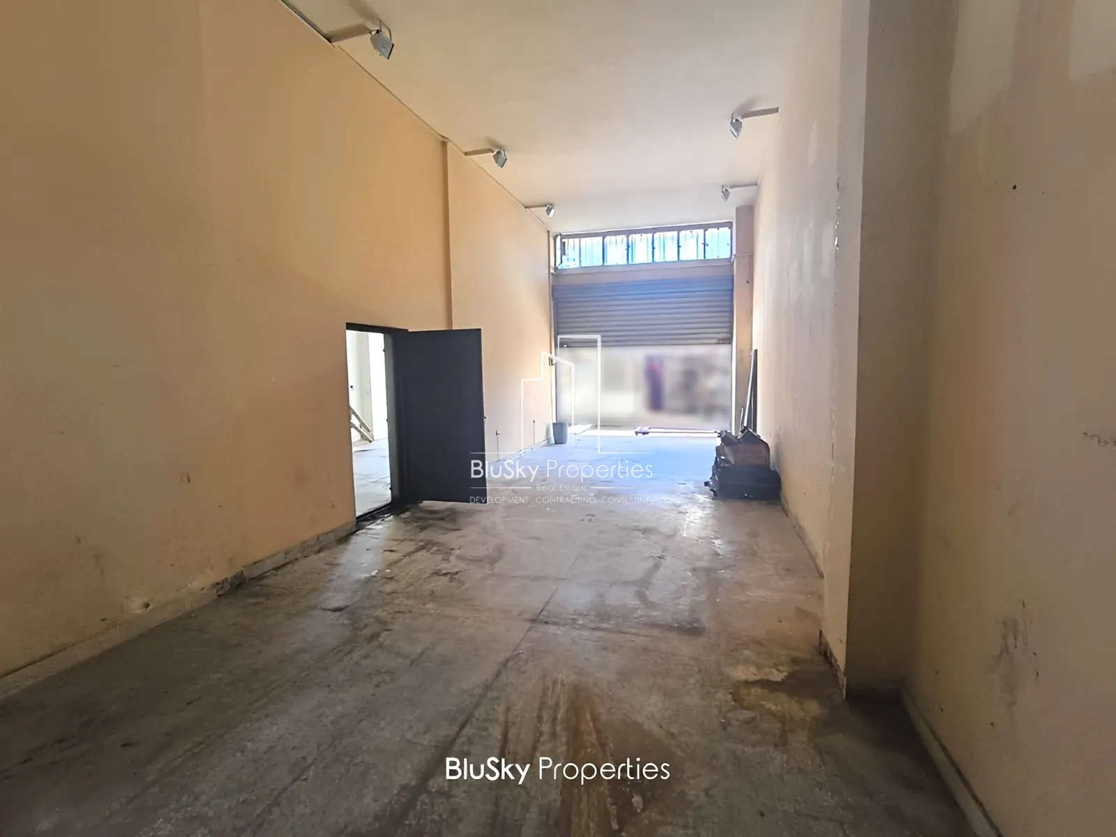 Shop for sale in Antelias