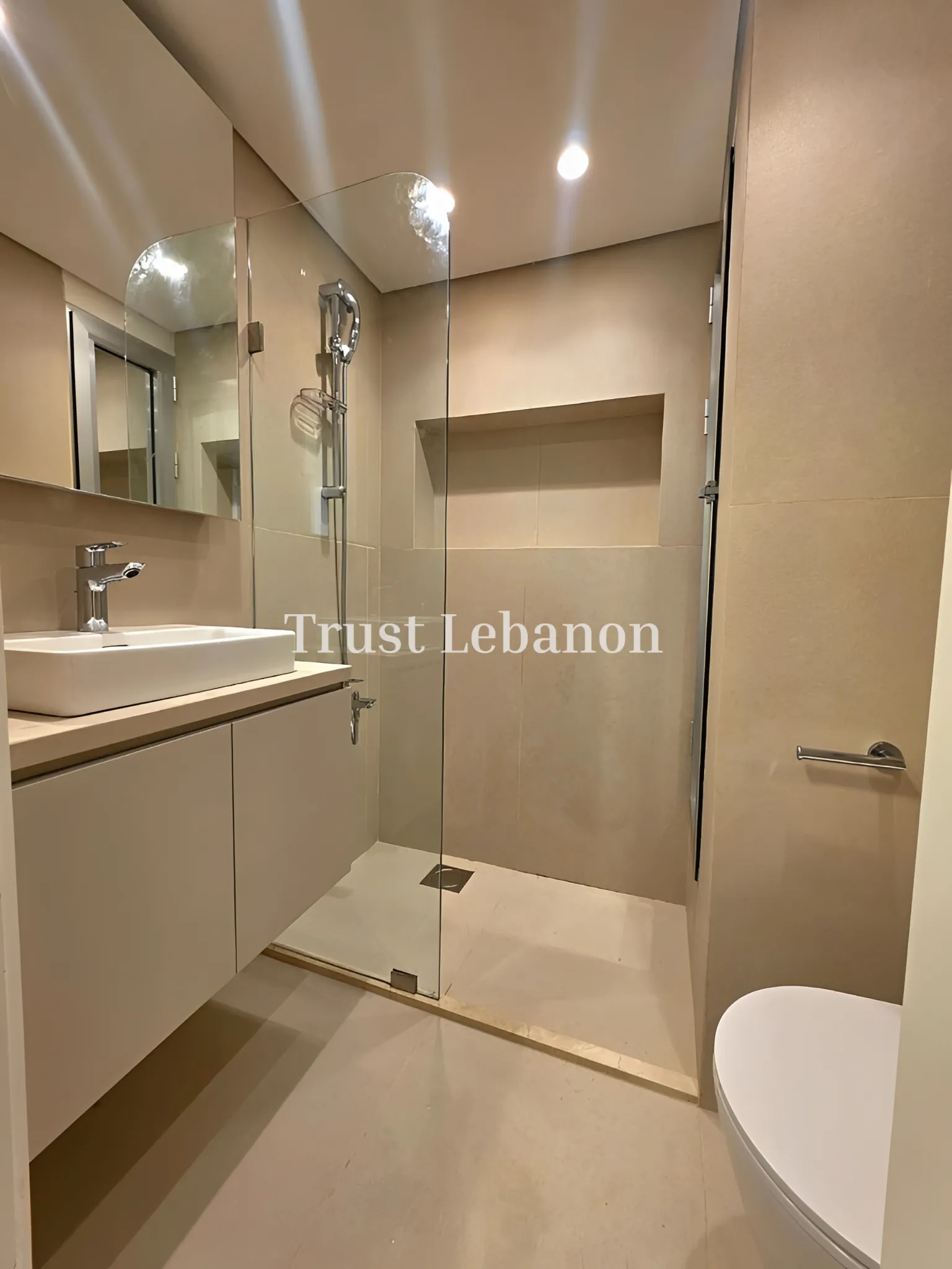 Chalet for rent in Zouk Mosbeh, Lebanon