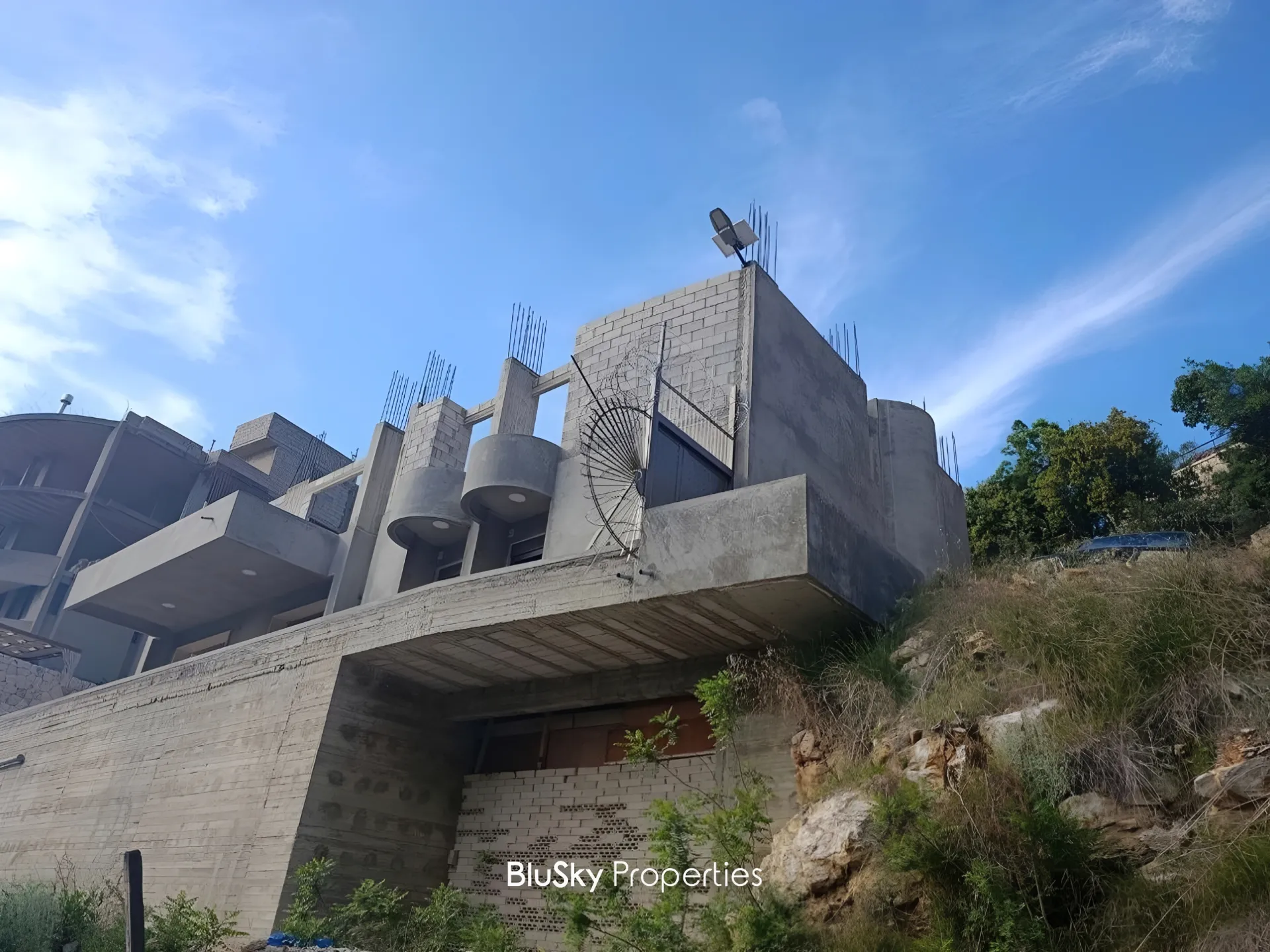 Triplex for sale in Ghadras, lebanon - 3 bed, 4.0 bath