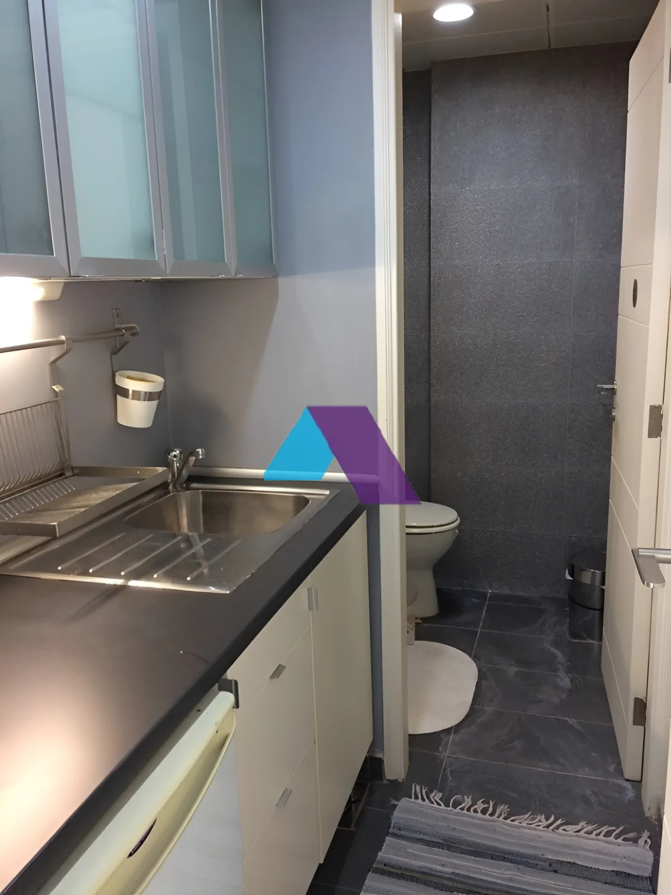 Office for sale in Mtayleb