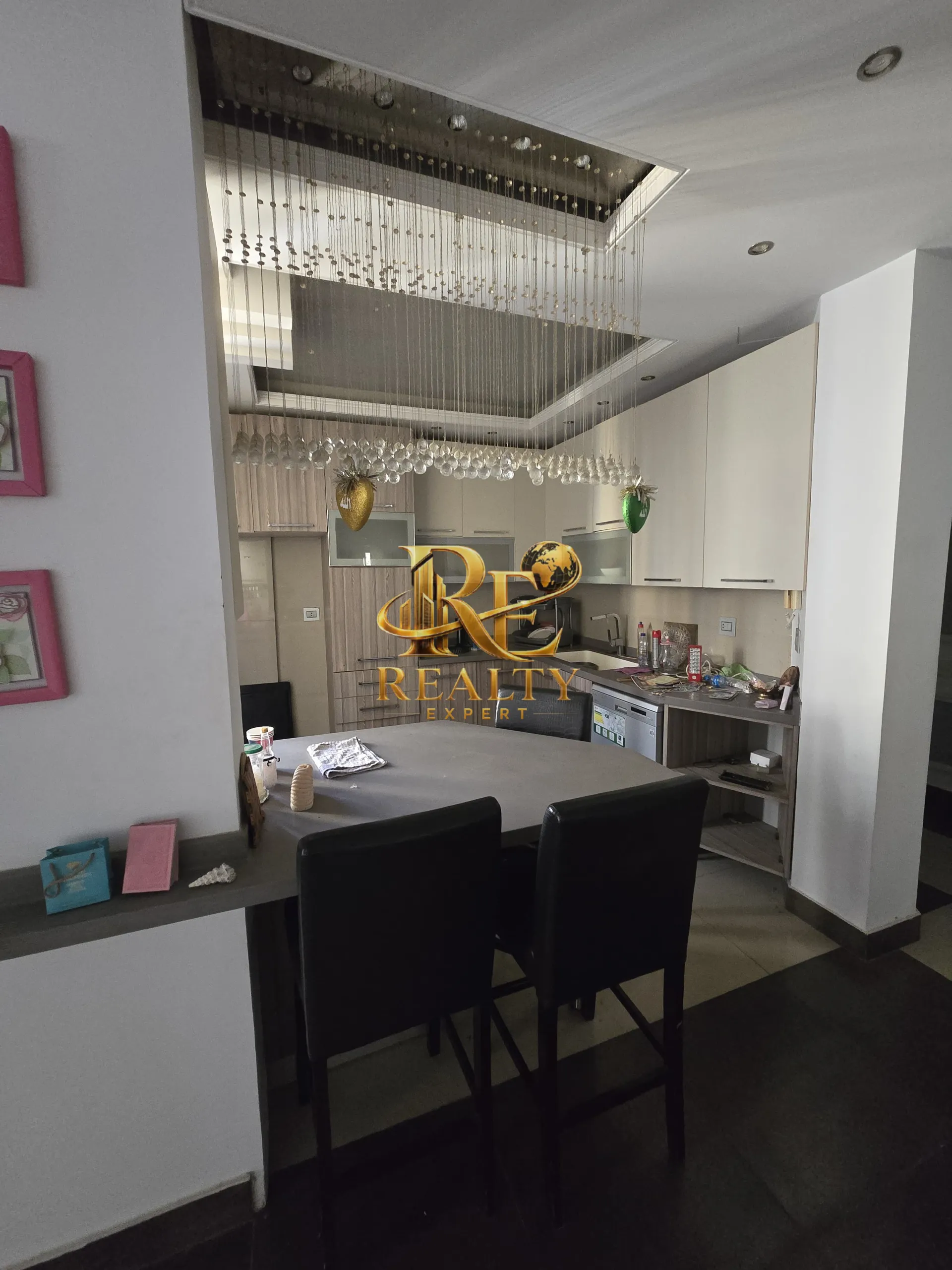 شقة for sale in بشامون، لبنان