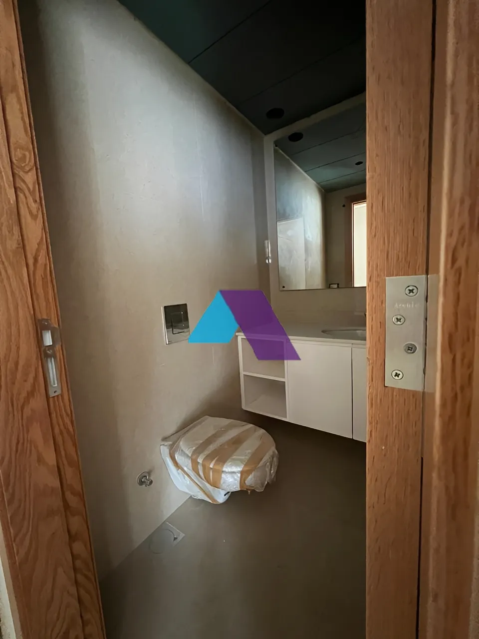 Apartment for rent in Hamra - 3 bed, 3 bath