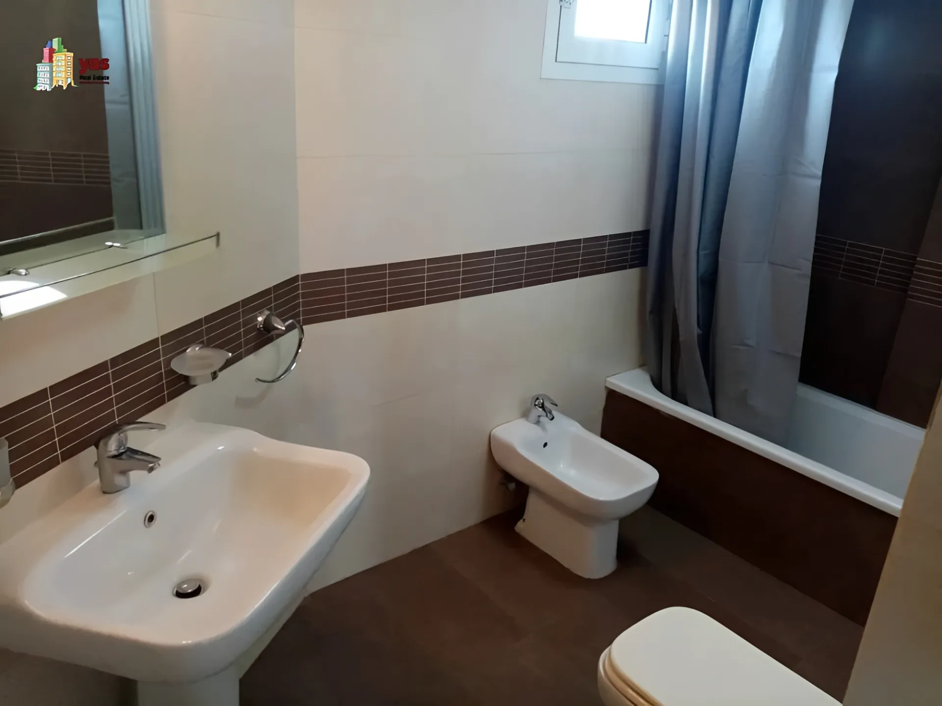 Apartment for Rent in Ballouneh