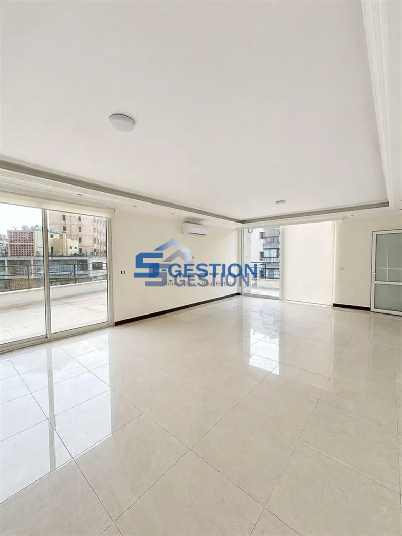 Apartment for Sale in Furn El Chebak