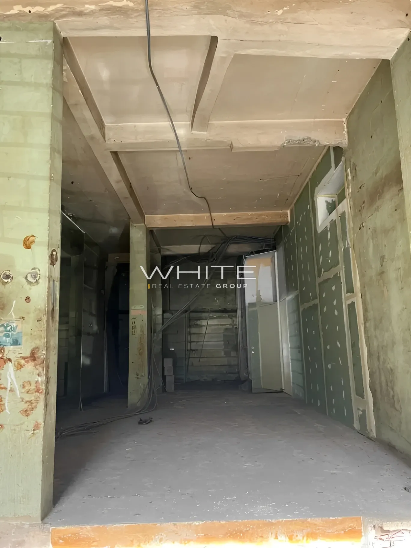 Shop For Rent in Mar Mikhael