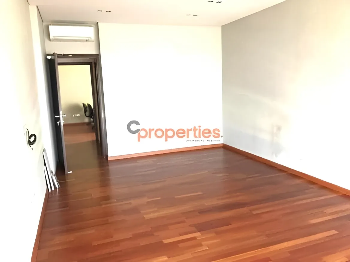 Office for Rent in Zalqa