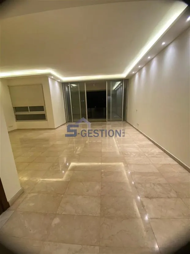 Apartment for Sale in Hamra