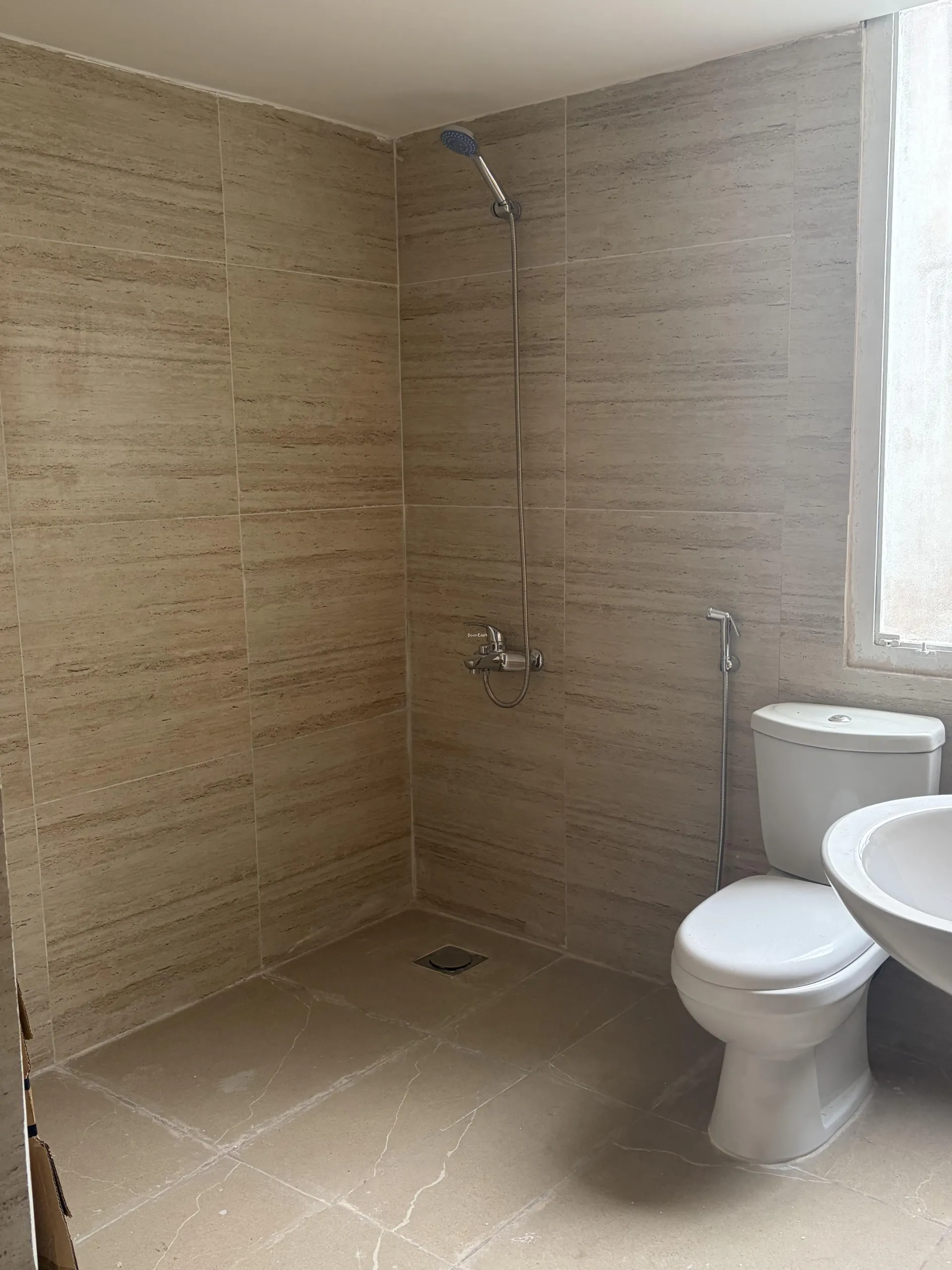 Apartment for rent in Clemenceau, Bayrut